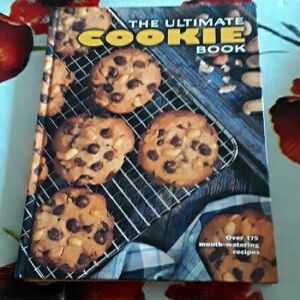 The Ultimate Cookie Book - Blue Cover